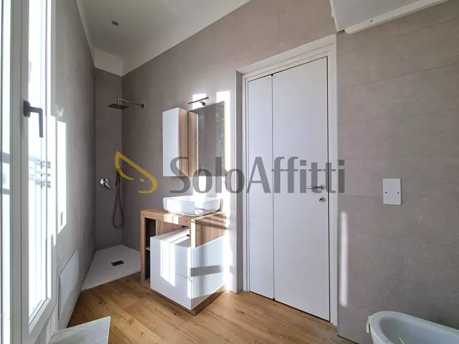 Immagine 7 di Bilocale in affitto  a Catanzaro
