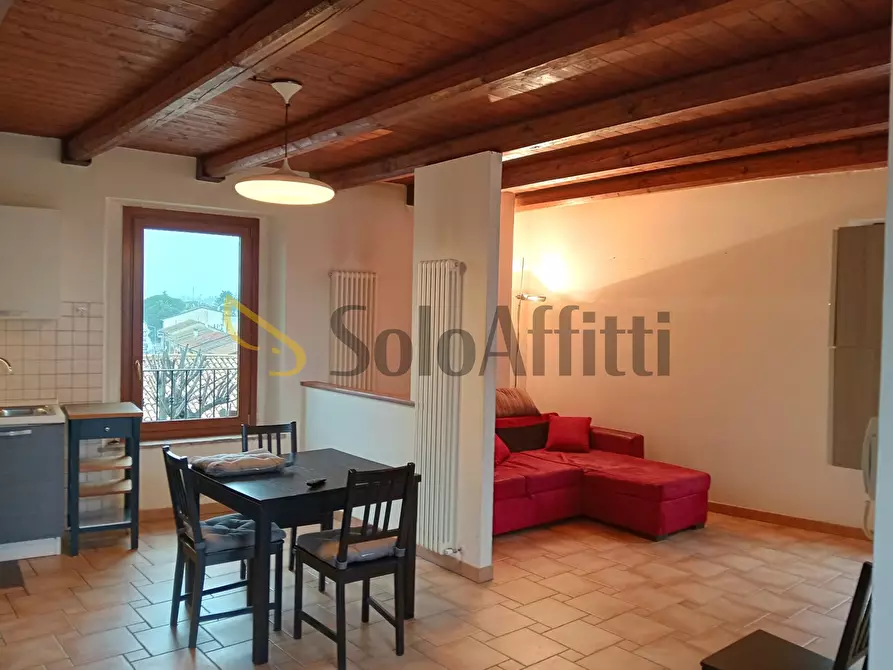 Immagine 5 di Bilocale in affitto  a Falconara Marittima