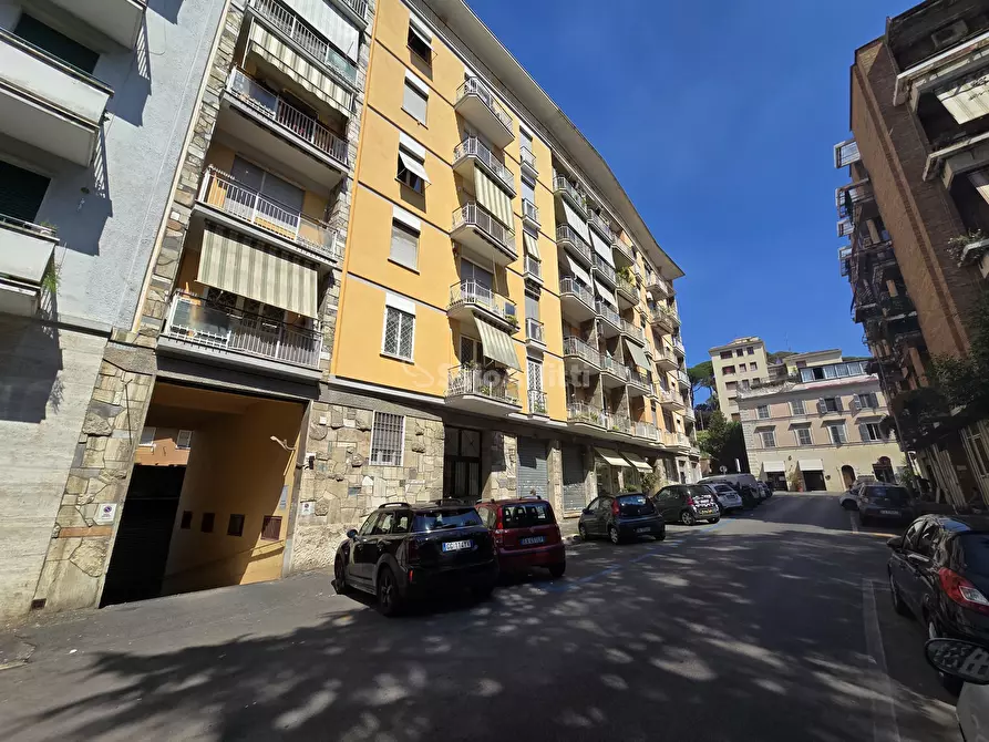 Immagine 22 di Bilocale in affitto  in Via Leone IX 14 a Roma