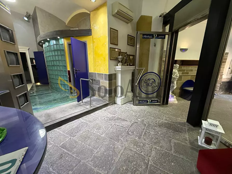 Immagine 11 di Locale commerciale in affitto  in Via XX Settembre 13 a San Nicola La Strada