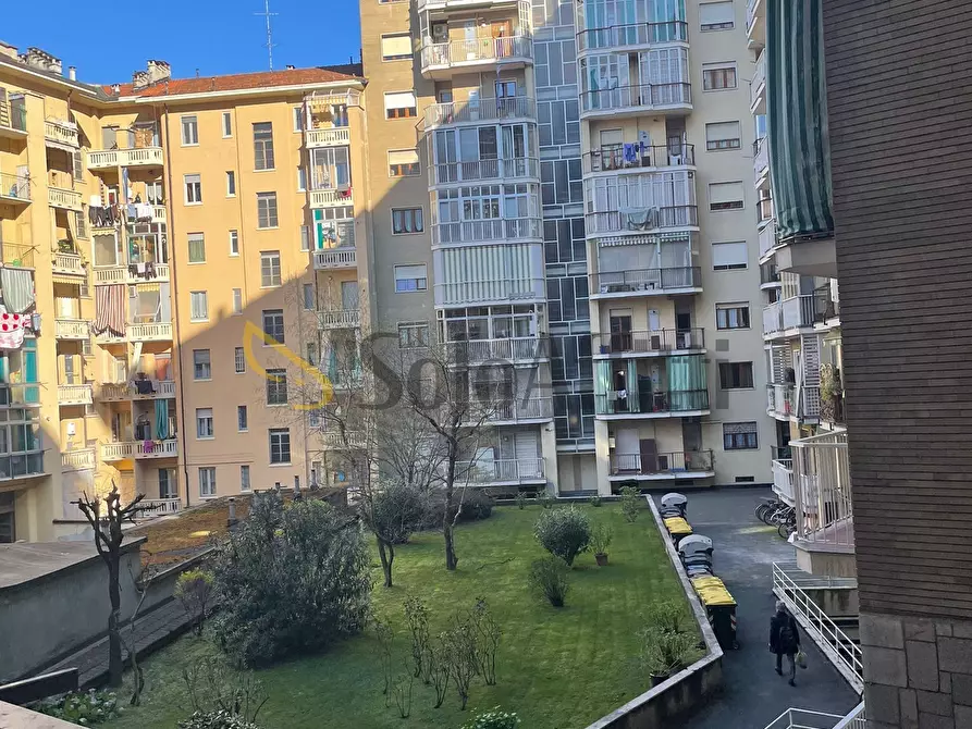 Immagine 27 di Trilocale in affitto  in Corso Svizzera a Torino