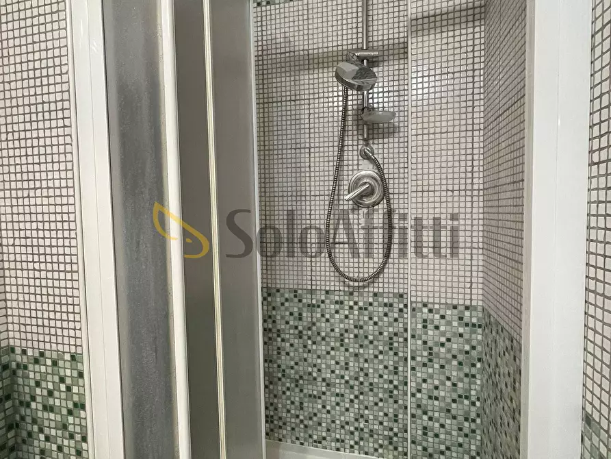 Immagine 16 di Bilocale in affitto  in via Brione a Torino