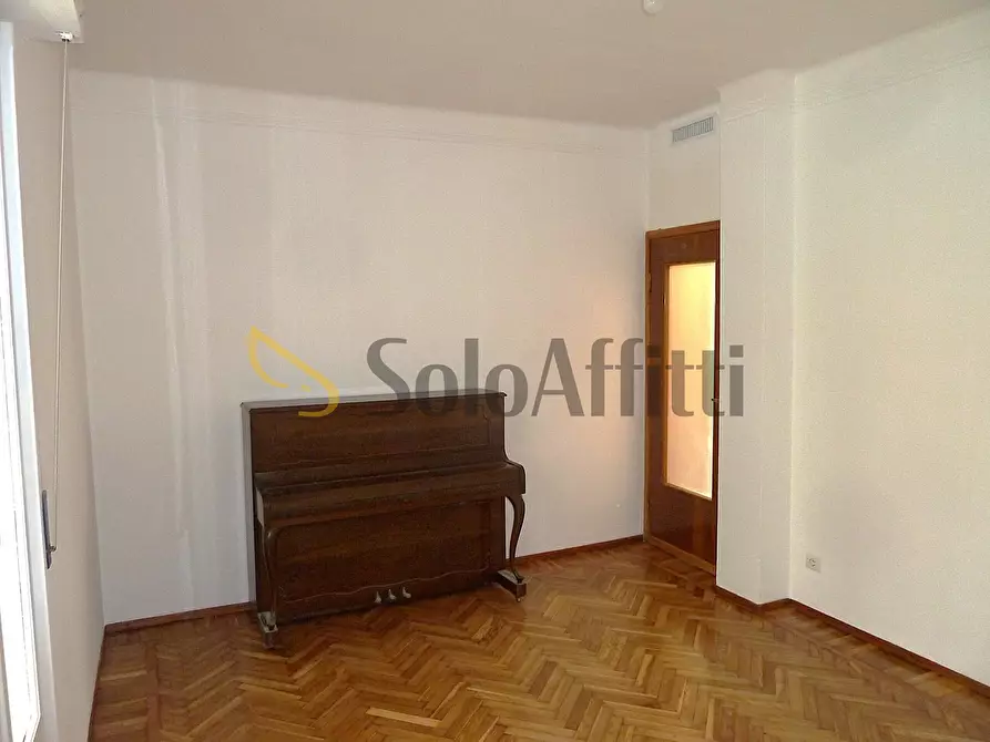 Immagine 21 di Trilocale in affitto  in Via Zeffiro Massa 289 a San Remo