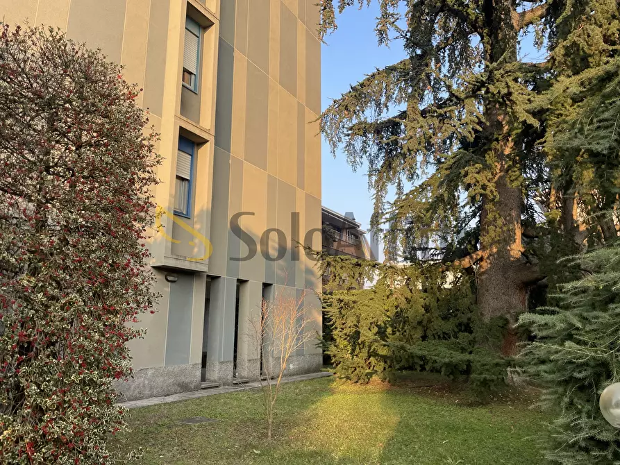 Immagine 33 di Bilocale in affitto  in Viale Giuseppe Borri 57 a Busto Arsizio