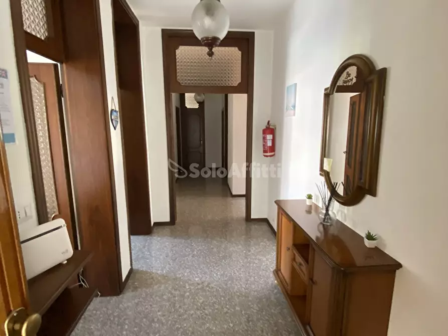 Immagine 13 di Pentalocale in affitto  in Viale Leonardo da Vinci 61a a Rimini