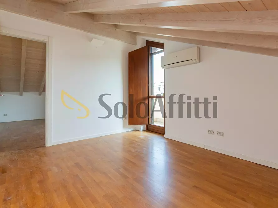 Immagine 20 di Villetta a schiera in affitto  in Via E. Mattei 42 a Gorla Maggiore