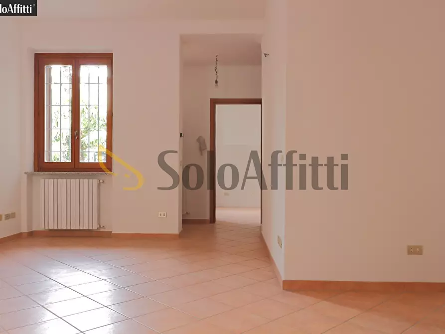 Immagine 2 di Trilocale in affitto  in Via Alessandro Volta 48 a Desio