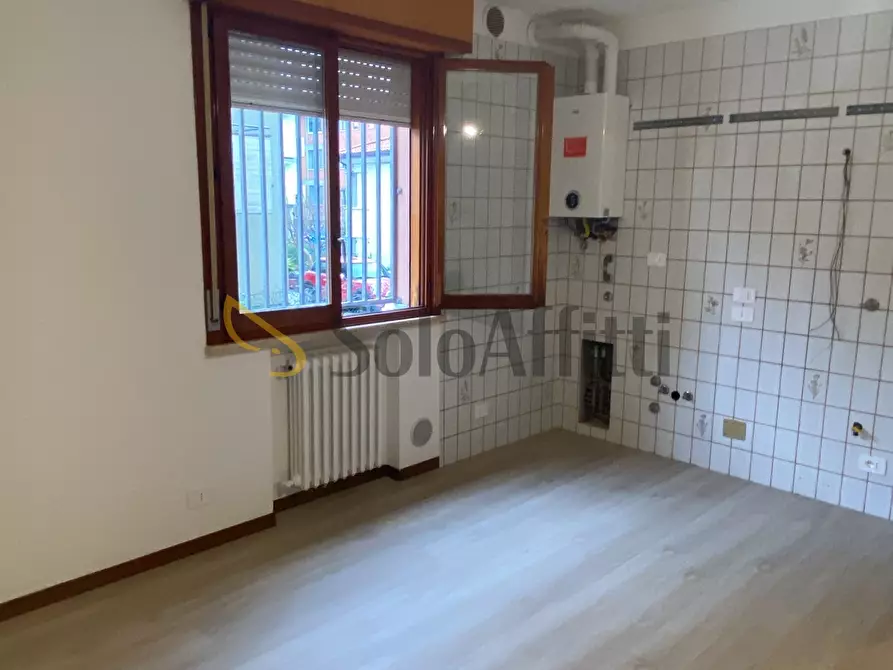 Immagine 3 di Bilocale in affitto  in Viale Giovanni Pascoli 114 a Rimini