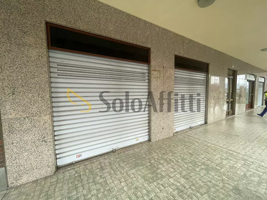 Immagine 14 di Locale commerciale in affitto  in Via Gradisca 7 a Rivoli
