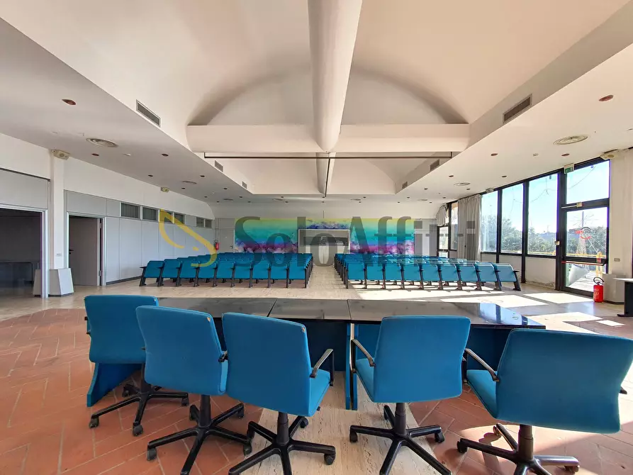 Immagine 5 di Ufficio in affitto  a Catanzaro