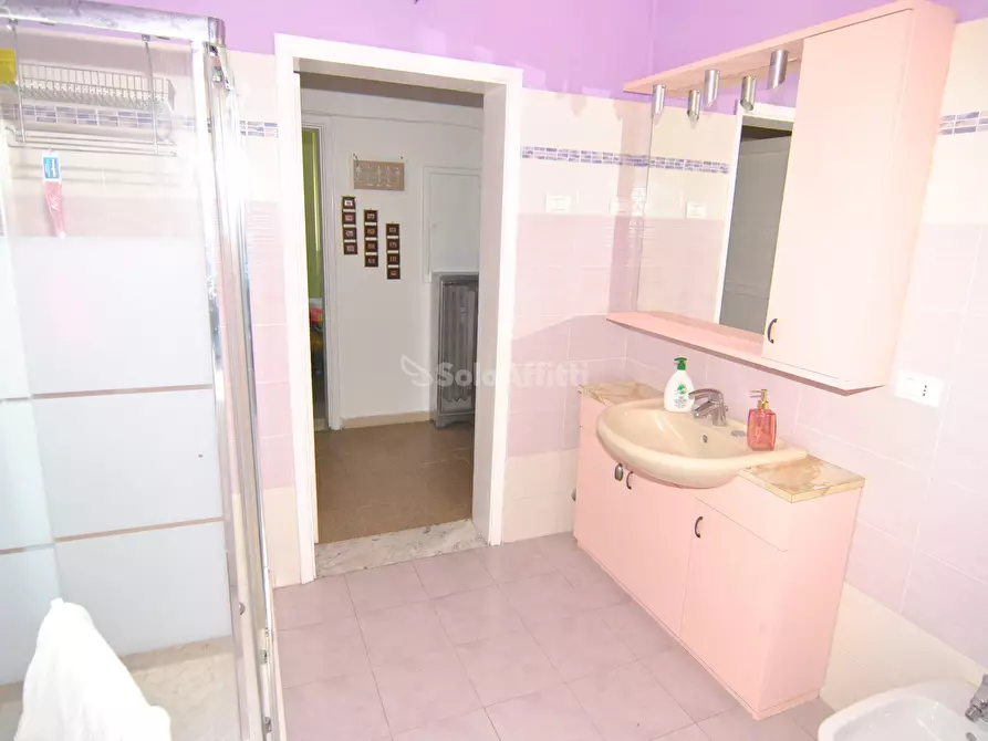 Immagine 10 di Quadrilocale in affitto  in Via Ernesto Rossi 74 a Livorno