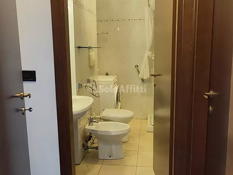 Immagine 6 di Bilocale in affitto  in MONTANARI 19 a Monza