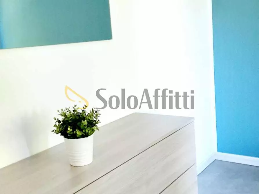 Immagine 14 di Bilocale in affitto  in Via Robecco a Cinisello Balsamo