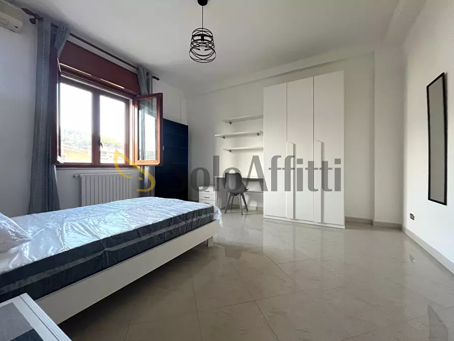 Immagine 5 di Stanza singola in affitto  in Viale Magna Grecia 210 a Catanzaro
