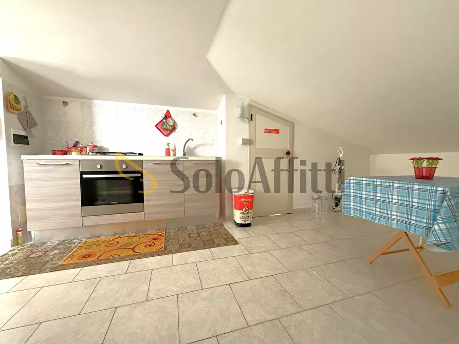 Immagine 4 di Mansarda in affitto  in Traversa II Crotone 3 a Catanzaro