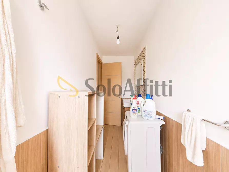 Immagine 13 di Trilocale in affitto  a Catanzaro