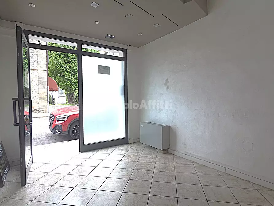 Immagine 12 di Locale commerciale in affitto  in Via Circonvallazione 124 a Marano Sul Panaro