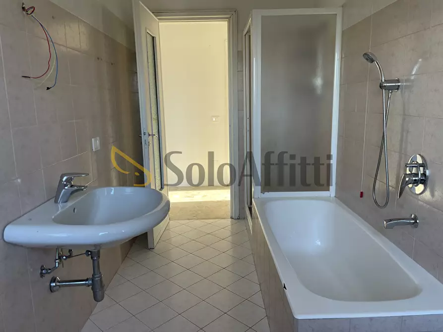 Immagine 16 di Trilocale in affitto  in Via A. Manzoni 52 a Canegrate