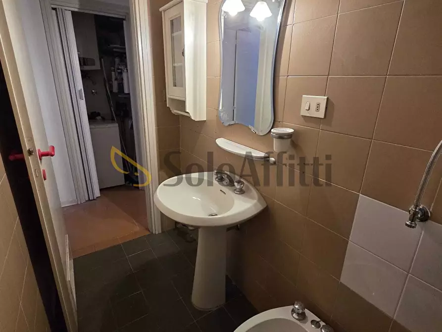 Immagine 14 di Bilocale in affitto  in Via di Mura di Porta Castiglione a Bologna