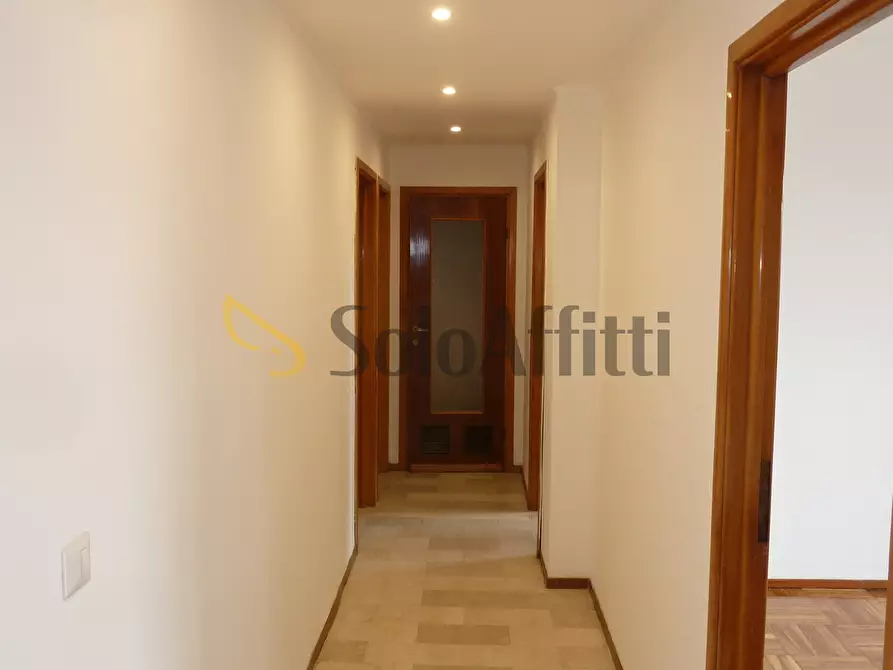 Immagine 6 di Trilocale in affitto  in Via Zeffiro Massa 289 a San Remo