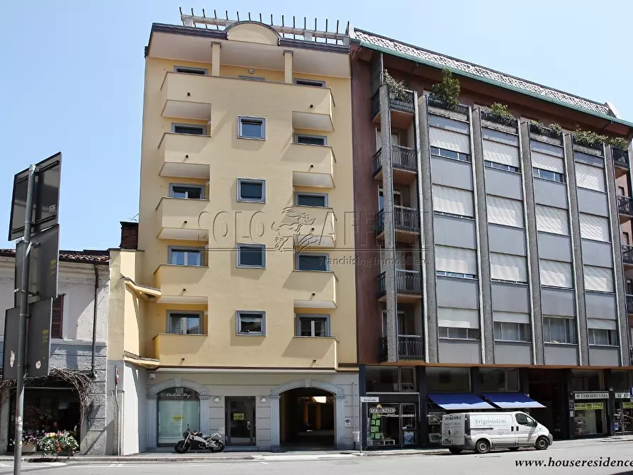 Immagine 17 di Trilocale in affitto  a Gallarate