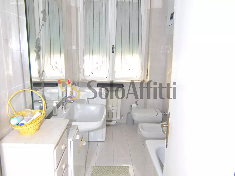 Immagine 6 di Trilocale in affitto  in Via Giulio Cesare Vinzio 28 a Livorno