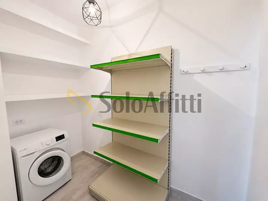 Immagine 15 di Trilocale in affitto  a Catanzaro