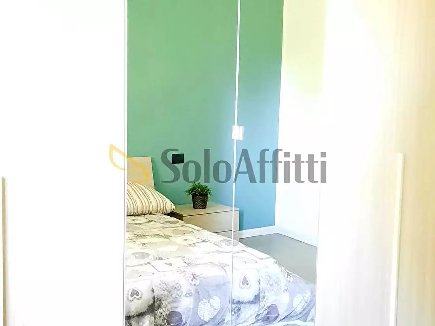 Immagine 19 di Bilocale in affitto  in Via Robecco a Cinisello Balsamo