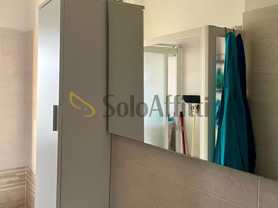 Immagine 19 di Bilocale in affitto  in VIA CHANOUX a Torino