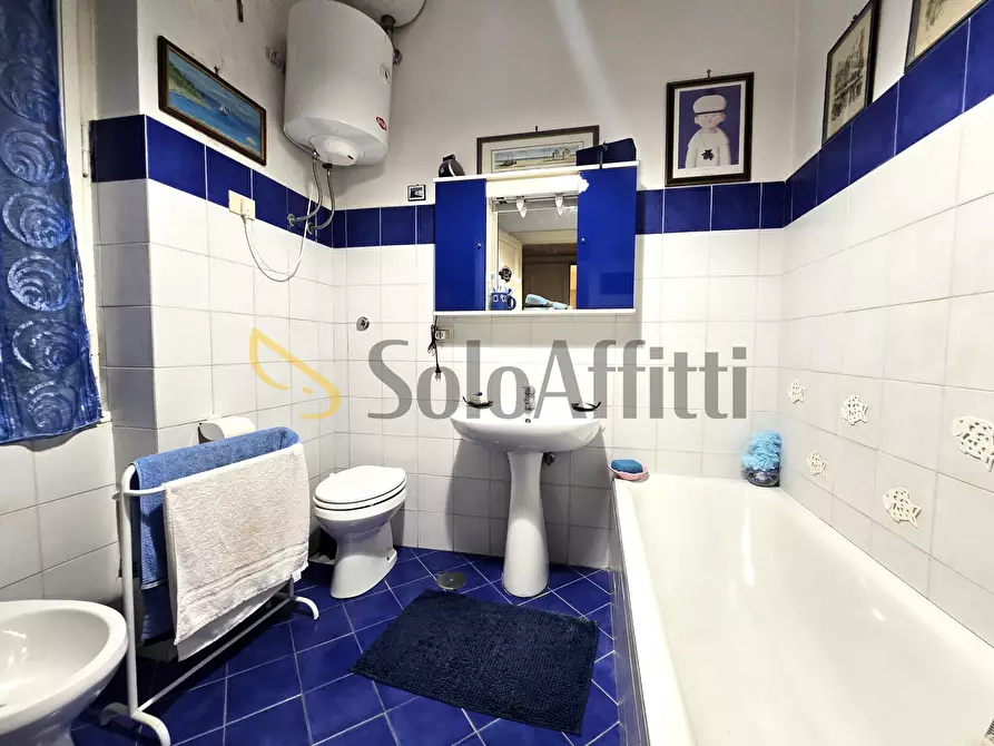 Immagine 19 di Quadrilocale in affitto  in Via Rodolfo Lanciani 10 a Roma