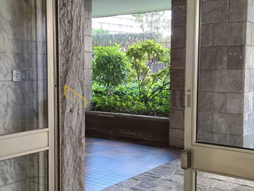 Immagine 33 di Quadrilocale in affitto  in Via Buenos Aires 92 a Torino