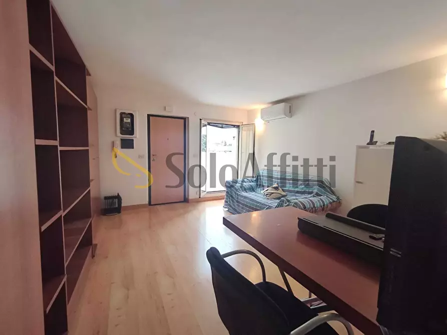 Immagine 1 di Monolocale in affitto  in Via Mario Fani a Roma