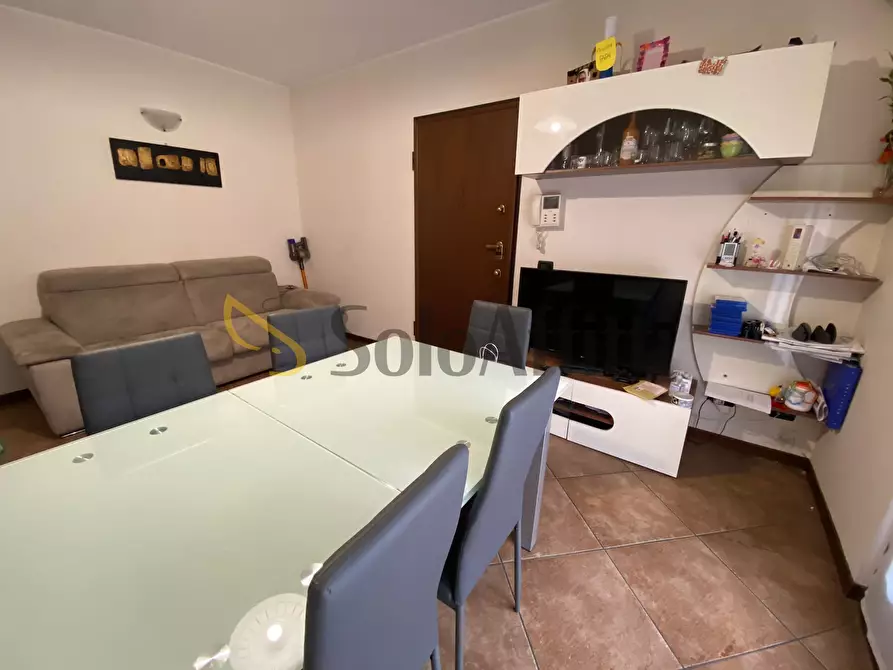 Immagine 3 di Bilocale in affitto  in Via Varese 10 a Busto Arsizio