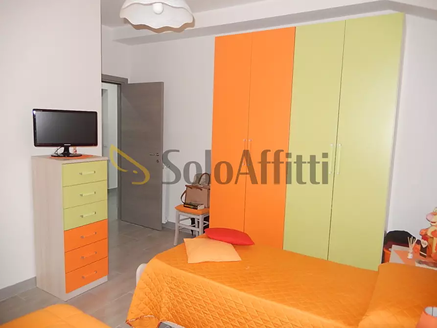 Immagine 11 di Stanza singola in affitto  a Catanzaro