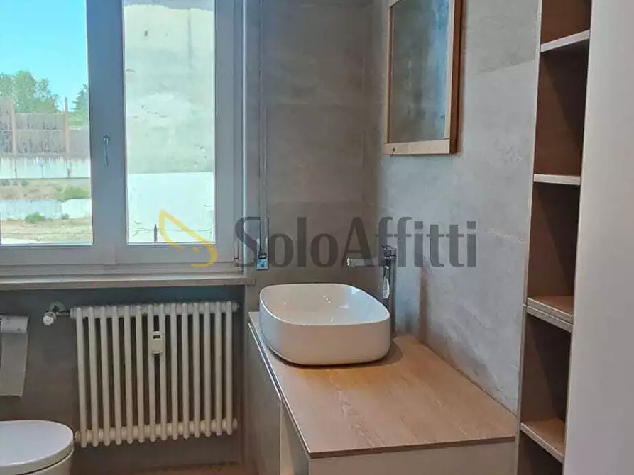 Immagine 12 di Trilocale in affitto  in Via Riviera 144 a Pavia