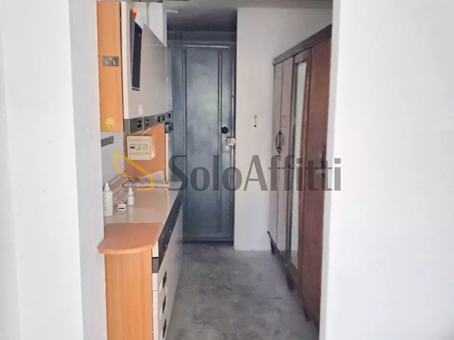 Immagine 15 di Trilocale in affitto  in Via Montelungo 23 a Como