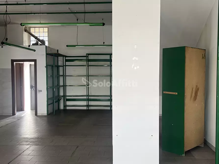 Immagine 10 di Locale commerciale in affitto  in Via Nazario Sauro SNC a Baranzate