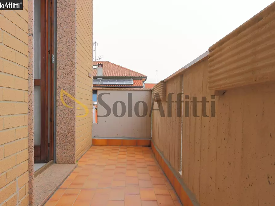 Immagine 22 di Trilocale in affitto  in Via Trieste 78 a Muggiò