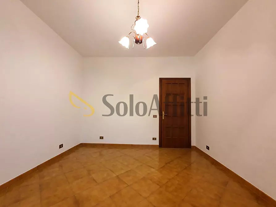 Immagine 10 di Trilocale in affitto  in Viale degli Angioini 11 a Catanzaro