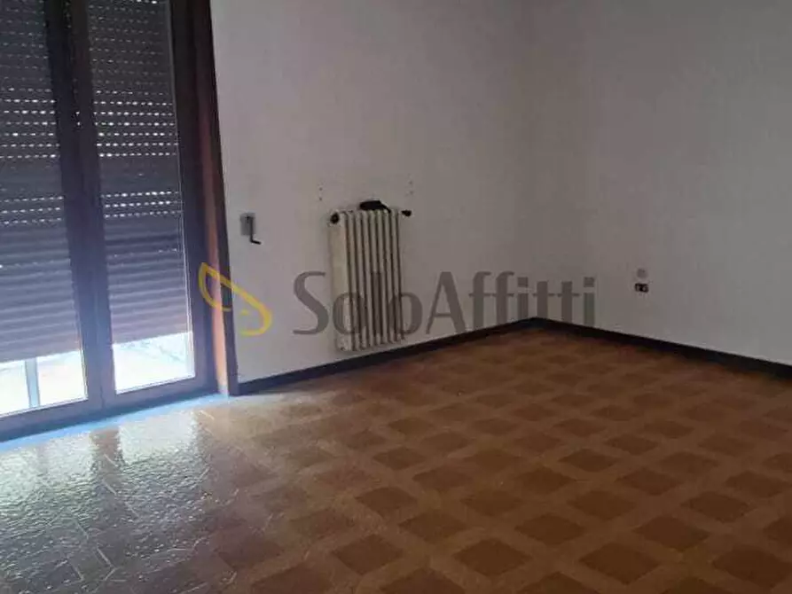 Immagine 9 di Appartamento in affitto  in Via Apollo XI 27 a Eboli