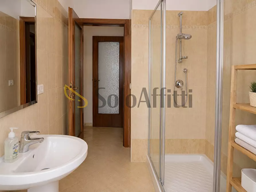 Immagine 16 di Quadrilocale in affitto  a Catanzaro
