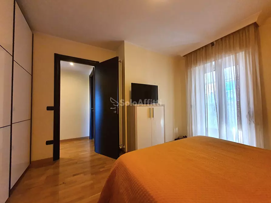 Immagine 12 di Trilocale in affitto  a Catanzaro