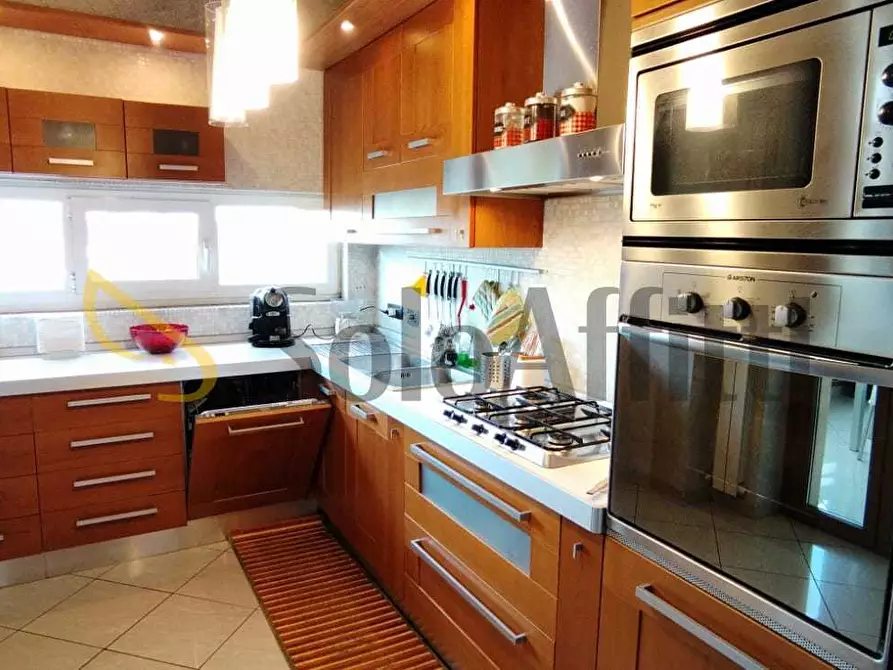 Immagine 1 di Trilocale in affitto  in via Arno a Rivoli