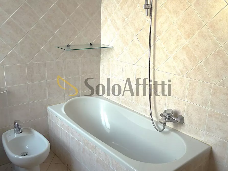 Immagine 22 di Trilocale in affitto  in Corso Orazio Raimondo 153 a San Remo