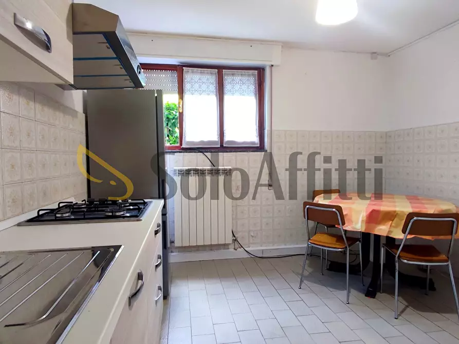 Immagine 2 di Bilocale in affitto  a Lipomo