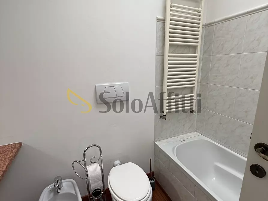 Immagine 12 di Bilocale in affitto  in Via Magenta 37 a Torino