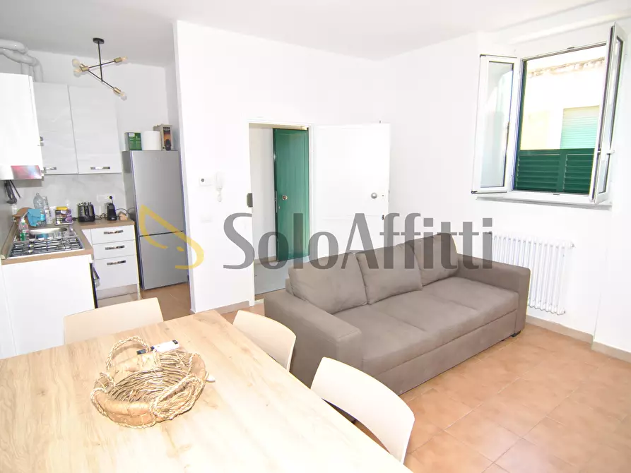 Immagine 4 di Trilocale in affitto  in Via San Simone 42 a Livorno