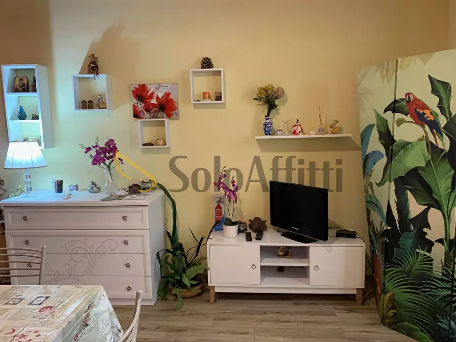 Immagine 19 di Bilocale in affitto  in Via Conte Ruggero 65 a Catania