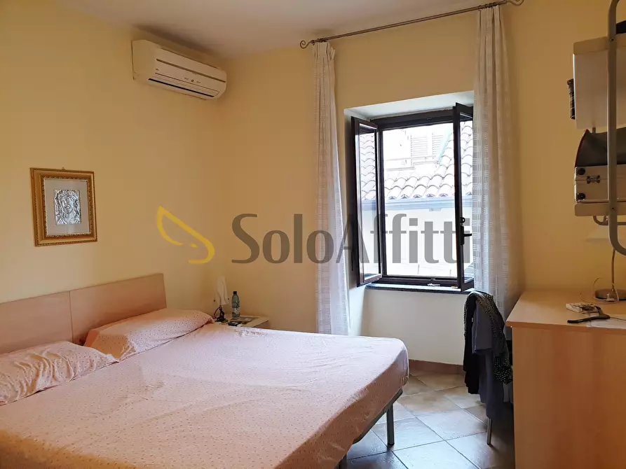 Immagine 5 di Stanza singola in affitto  a Catanzaro