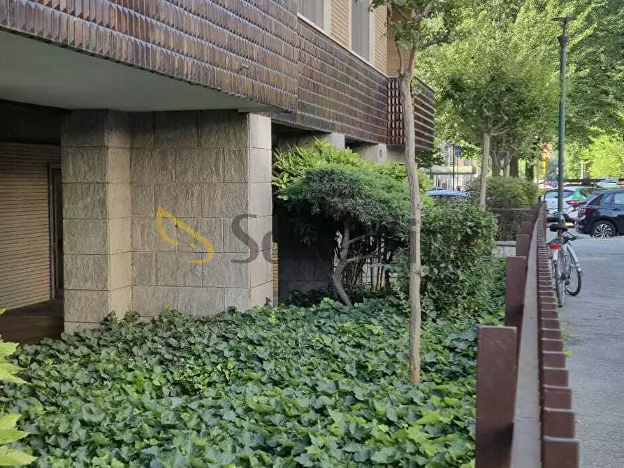 Immagine 35 di Quadrilocale in affitto  in Via Buenos Aires 92 a Torino
